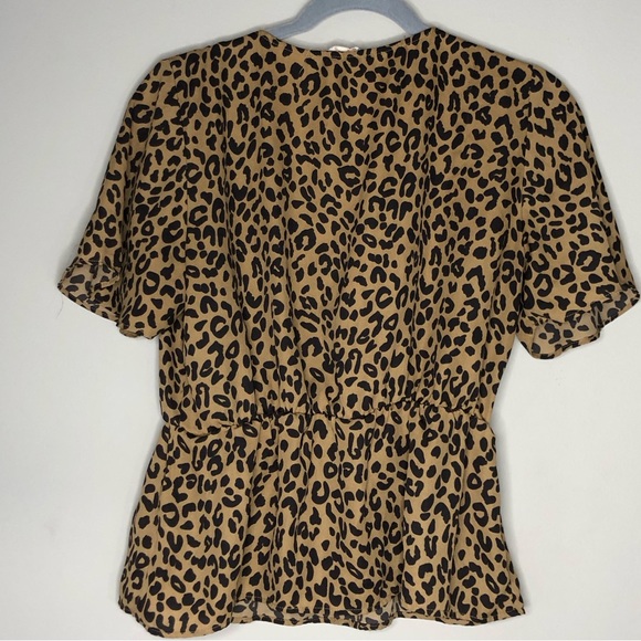 Cheetah Leopard Print V-Neck Ruffle Blouse Top - Picture 6 of 7